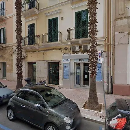 Lucky Corner - Elegant