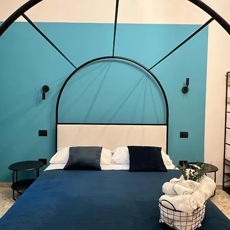 Lucky Corner - Elegant Tarente